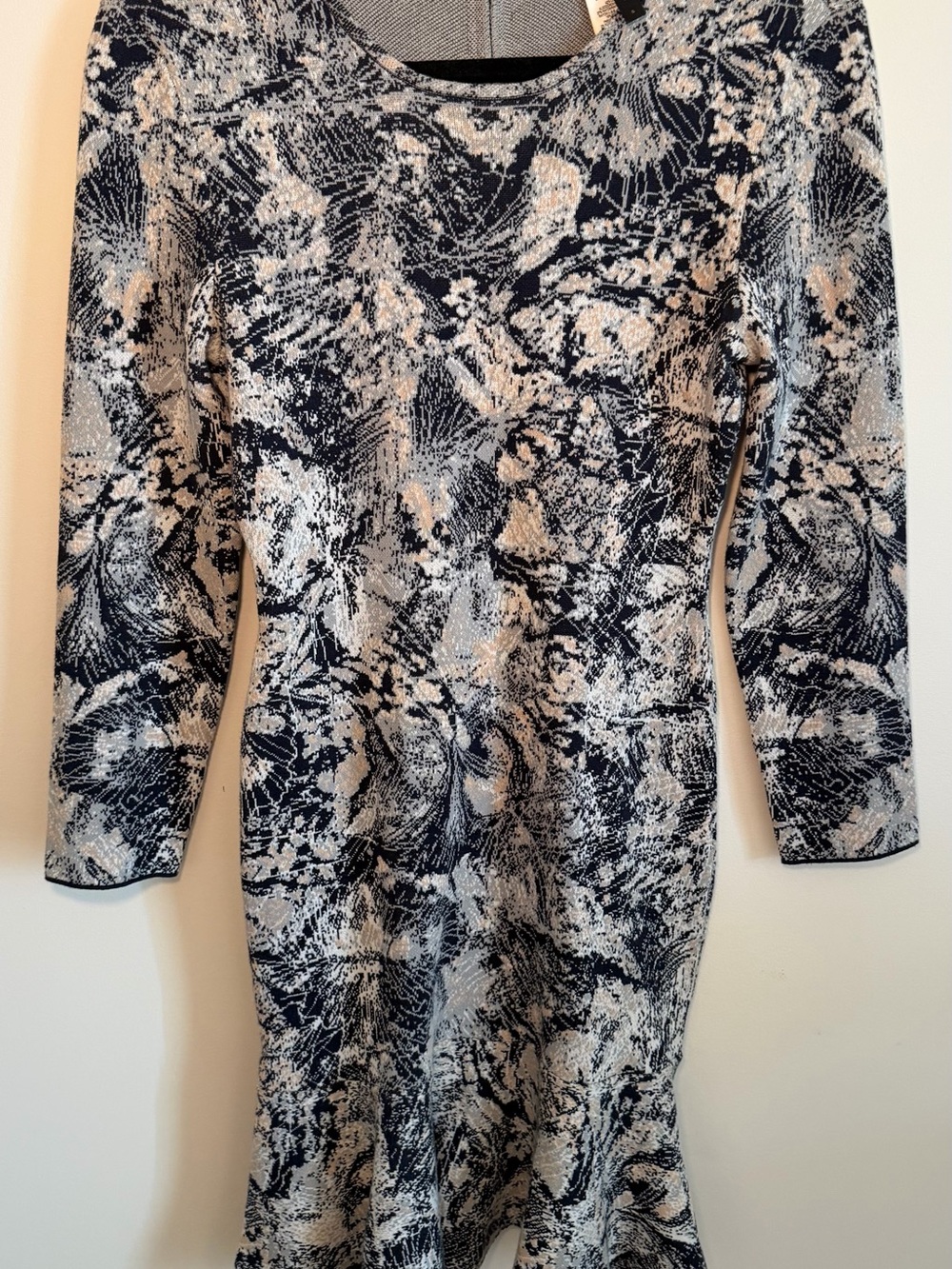 BCBGMaxAzria Navy and Cream Abstract Long Sleeve Dress